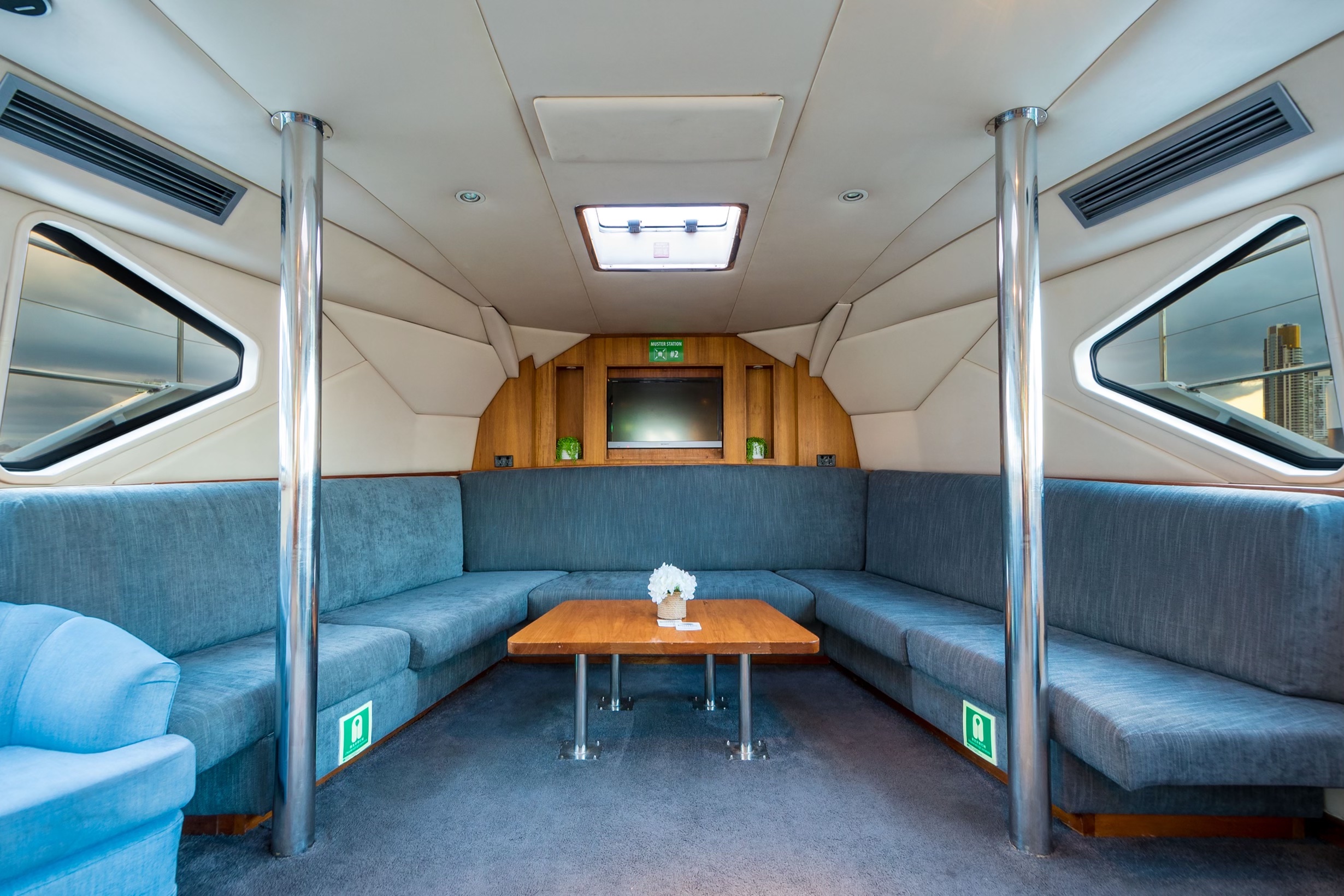 Sun Goddess interior 6